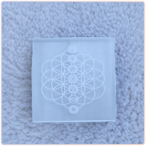 Selenite Plate – Energy Cleansing & Charging